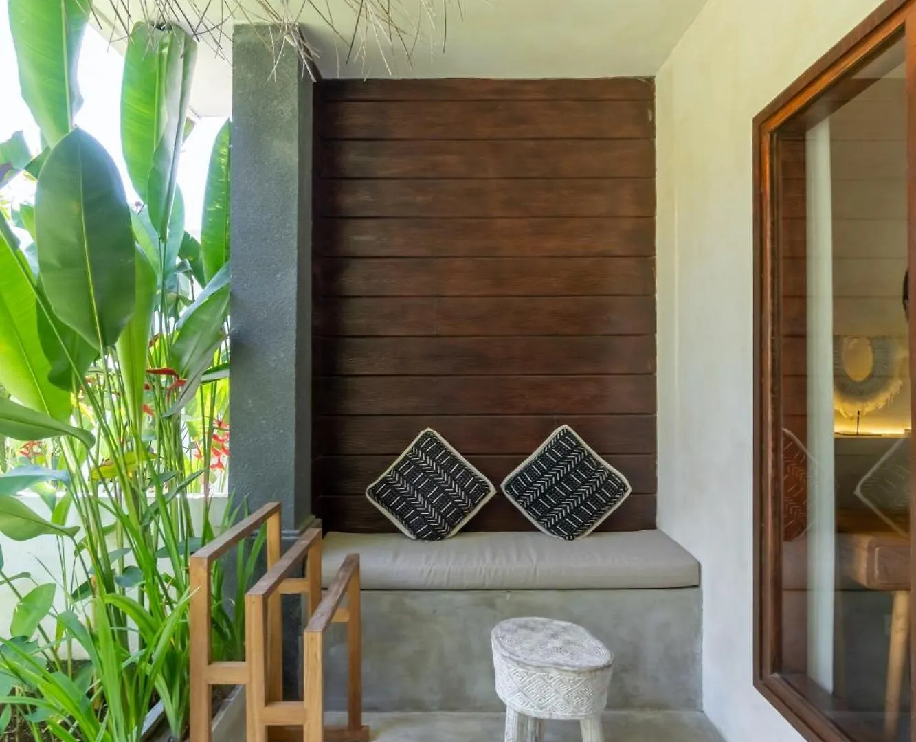 Village Bali Uluwatu 4*,